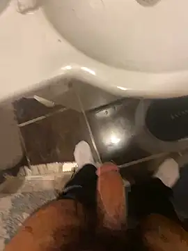 Snapshot of SolomonHej4 chatting on December 16, 2025, 8:57 pm SolomonHej4 online show from December 16, 2025, 8:57 pm