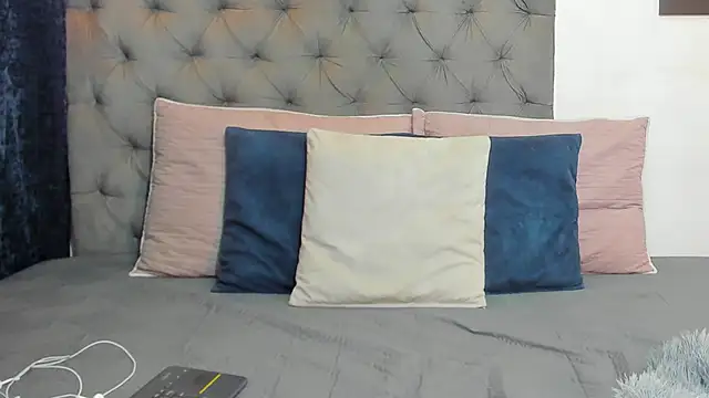 Snapshot of nahiroby_ebony chatting on March 28, 2026, 3:13 pm nahiroby ebony online show from March 28, 2026, 3:13 pm