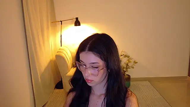 imrose mar1423 online show from February 18, 2026, 11:45 pm