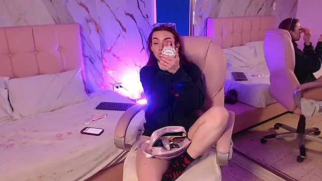 Snapshot of Red_kytty6 chatting on February 1, 2026, 1:26 am Red kytty6 online show from February 1, 2026, 1:26 am