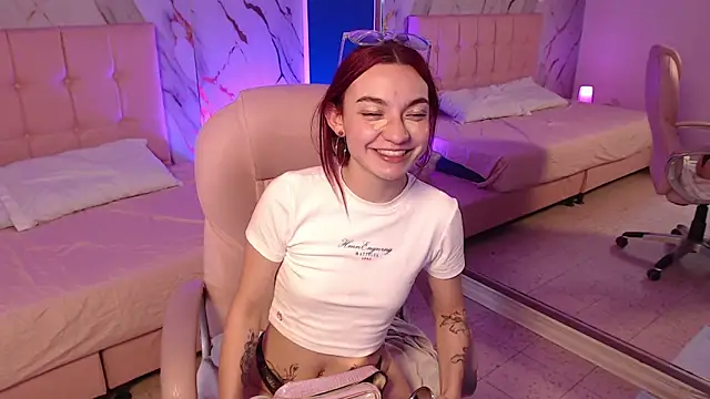 Snapshot of Red_kytty6 chatting on February 3, 2026, 9:20 pm Red kytty6 online show from February 3, 2026, 9:20 pm