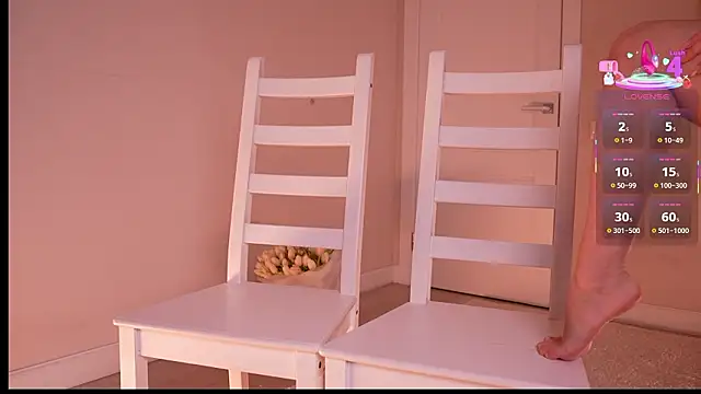 Miablueye online show from March 11, 2026, 3:39 pm