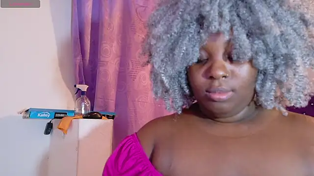 ebony NeighborMoans online show from June 4, 2026, 3:11 am
