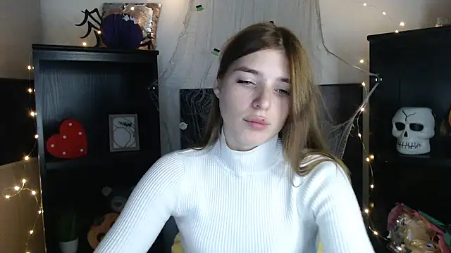 JuiceLips   online show from November 6, 2025, 1:48 pm