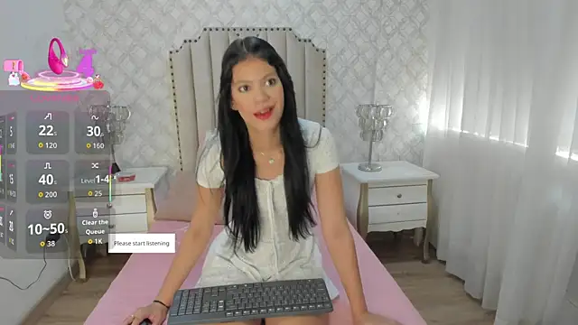 Snapshot of SkinnyGirl_28 chatting on February 20, 2026, 7:27 pm SkinnyGirl 28 online show from February 20, 2026, 7:27 pm