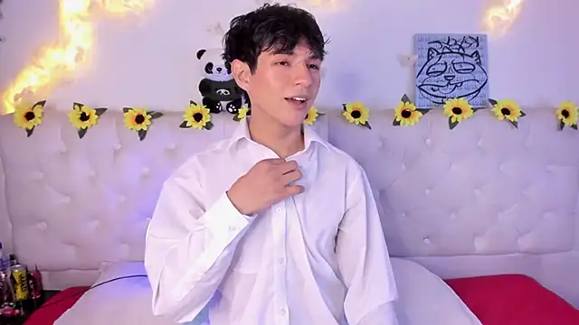 AleAurarashi online show from January 14, 2026, 2:37 am