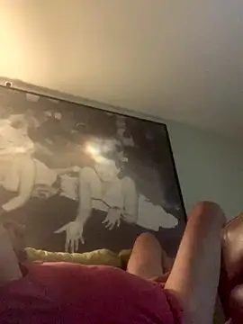 Hothotboyg online show from November 5, 2025, 1:09 am