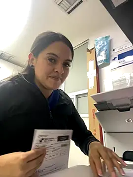 Snapshot of marianm29 chatting on November 19, 2025, 12:16 pm marianm29 online show from November 19, 2025, 12:16 pm