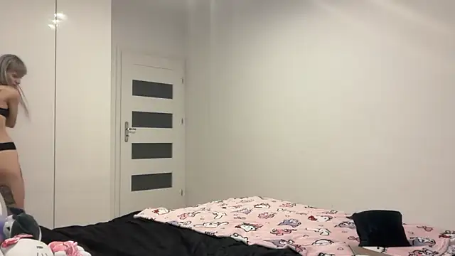 FluffySlutt online show from October 1, 2025, 9:29 pm