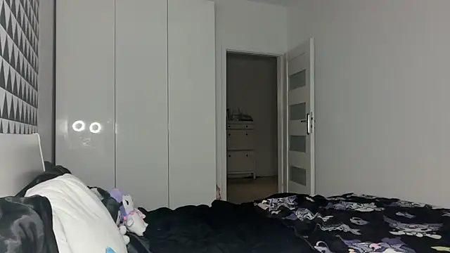 FluffySlutt online show from November 3, 2025, 1:55 am