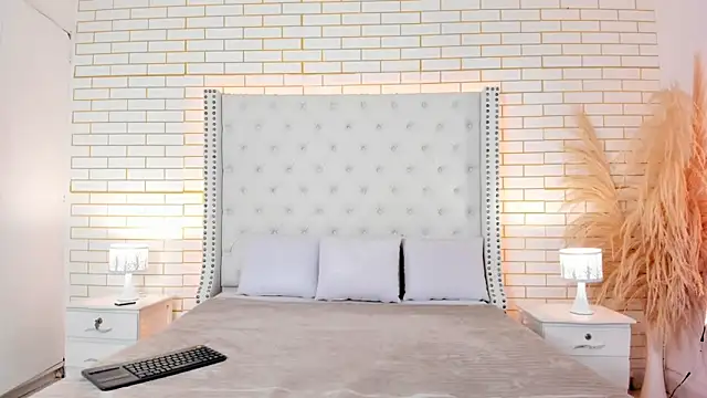 Snapshot of mara_winters_ chatting on February 13, 2026, 11:54 am mara winters online show from February 13, 2026, 11:54 am