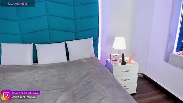 mara winters  online show from September 16, 2025, 11:22 am