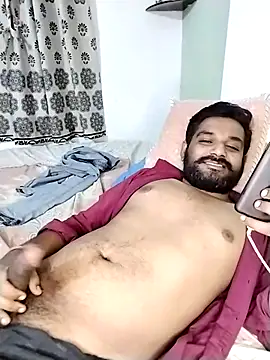 Snapshot of avi007p chatting on October 4, 2025, 9:49 pm avi007p online show from October 4, 2025, 9:49 pm