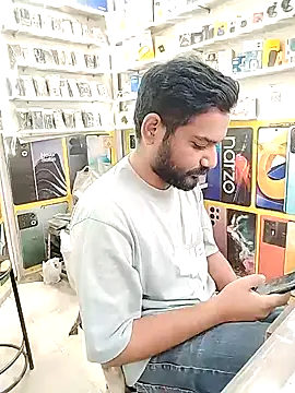 Snapshot of avi007p chatting on January 14, 2026, 10:30 am avi007p online show from January 14, 2026, 10:30 am