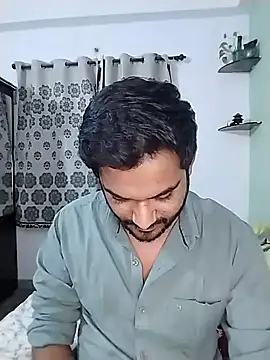 Snapshot of avi007p chatting on November 21, 2025, 9:03 pm avi007p online show from November 21, 2025, 9:03 pm