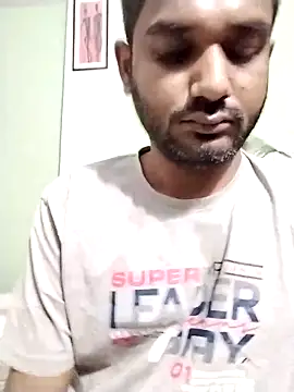 Snapshot of avi007p chatting on October 7, 2025, 12:55 am avi007p online show from October 7, 2025, 12:55 am