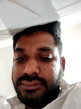 Snapshot of avi007p chatting on September 13, 2025, 9:20 am avi007p online show from September 13, 2025, 9:20 am