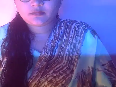 Snapshot of Saniya_K chatting on September 15, 2025, 2:39 pm Saniya K online show from September 15, 2025, 2:39 pm