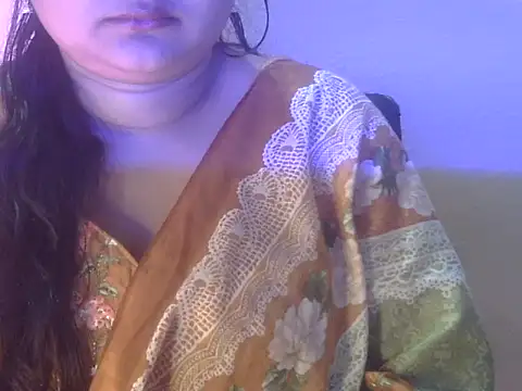Snapshot of Saniya_K chatting on September 16, 2025, 3:35 pm Saniya K online show from September 16, 2025, 3:35 pm