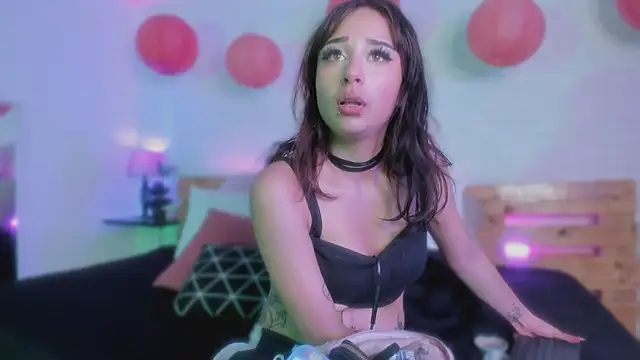 Anie sp online show from October 8, 2025, 7:36 pm