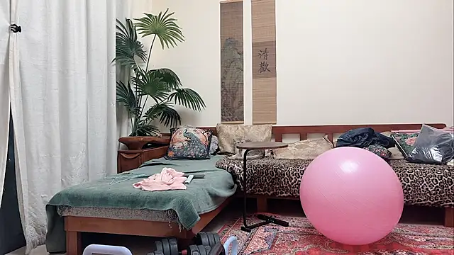 lingzi9333 online show from November 26, 2025, 11:54 am