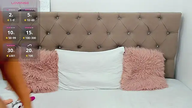 Isbettyche online show from September 26, 2025, 10:27 pm