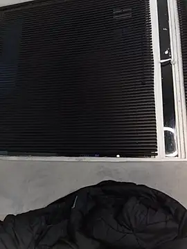 a Malgosia mako online show from January 9, 2026, 11:22 pm