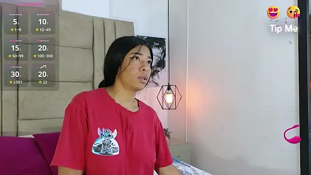 Snapshot of ALONDRAA_BROWN chatting on October 23, 2025, 1:10 pm ALONDRAA BROWN online show from October 23, 2025, 1:10 pm
