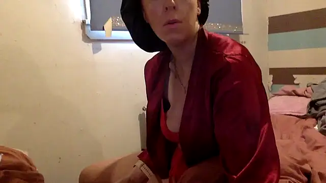 Bellababexox  online show from September 14, 2025, 4:29 pm