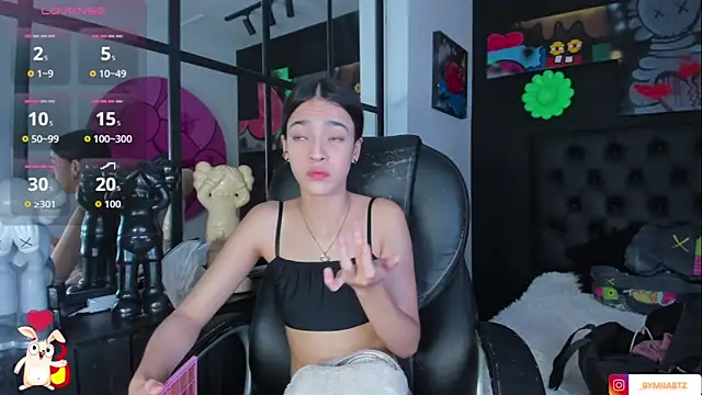 Snapshot of miIa_bratz chatting on February 2, 2026, 8:52 pm miIa bratz online show from February 2, 2026, 8:52 pm