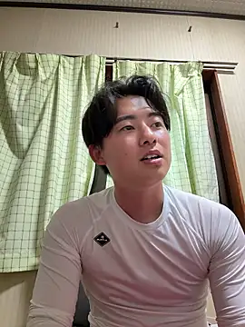 Snapshot of shoma2003 chatting on May 14, 2026, 11:18 am shoma2003 online show from May 14, 2026, 11:18 am
