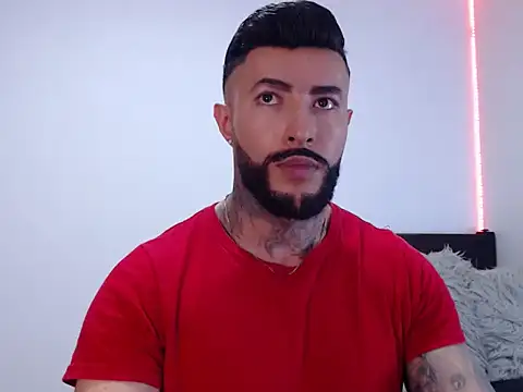 andrea de lucaa online show from September 23, 2025, 2:40 am