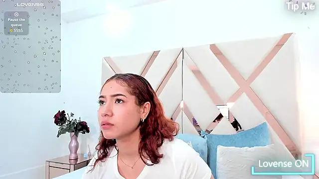 megannherrera online show from February 12, 2026, 7:46 pm