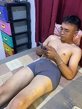 Snapshot of rand1101 chatting on March 3, 2026, 7:10 pm rand1101 online show from March 3, 2026, 7:10 pm