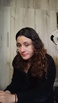 lindasyt online show from December 3, 2025, 2:27 pm