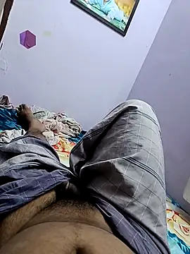 maddy3108 online show from September 14, 2025, 4:57 am