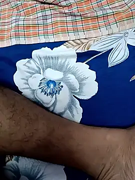 maddy3108 online show from April 17, 2026, 10:18 am