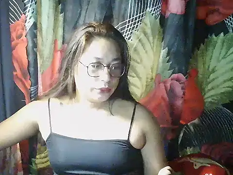 Snapshot of Wild_mhiesoo chatting on September 18, 2025, 2:47 am Wild mhiesoo online show from September 18, 2025, 2:47 am