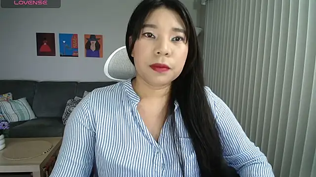 SHEILYN  online show from March 27, 2026, 4:43 am