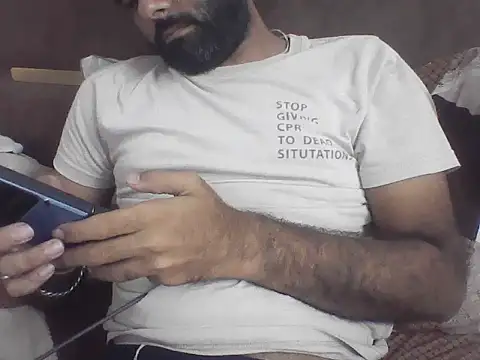 Snapshot of joshisdwe chatting on September 12, 2025, 6:07 pm joshisdwe online show from September 12, 2025, 6:07 pm