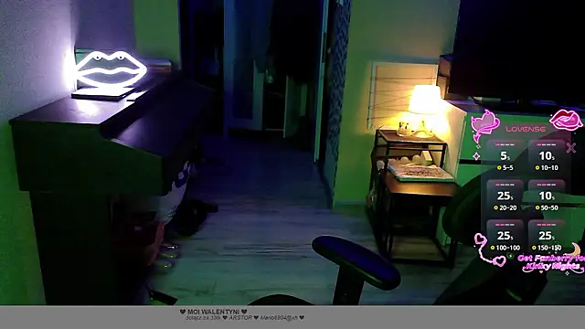   Leyla   online show from February 10, 2026, 5:23 pm