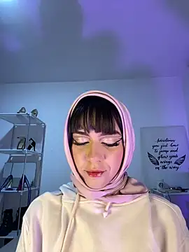 Snapshot of AriaBlush_18 chatting on September 13, 2025, 11:16 pm AriaBlush 18 online show from September 13, 2025, 11:16 pm