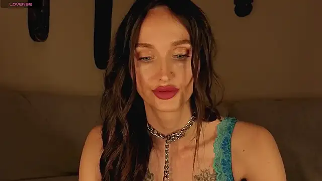 xSweetMissx online show from September 14, 2025, 9:37 pm