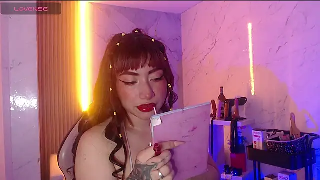 Snapshot of Sophia_tf chatting on April 23, 2026, 3:57 am Sophia tf online show from April 23, 2026, 3:57 am