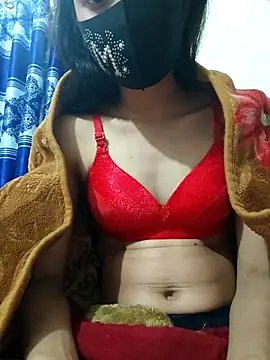 maya-Couple19 online show from January 6, 2026, 6:23 pm