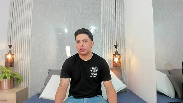 Dominic Taylor  online show from October 22, 2025, 3:17 am