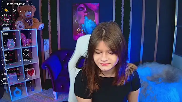 Lunamytrend online show from December 3, 2025, 6:14 am