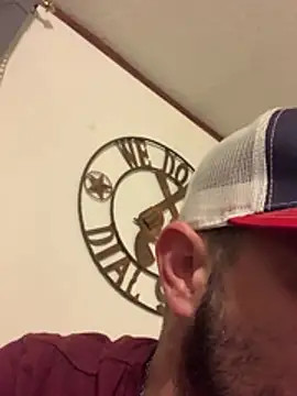 Snapshot of Allinside666 chatting on July 6, 2026, 10:22 am Allinside666 online show from July 6, 2026, 10:22 am