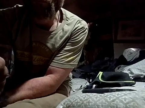 bearded cross online show from February 8, 2026, 8:17 pm