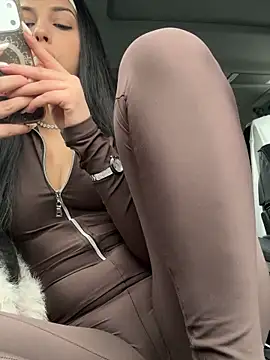 Bella Vixen  online show from February 15, 2026, 12:15 pm